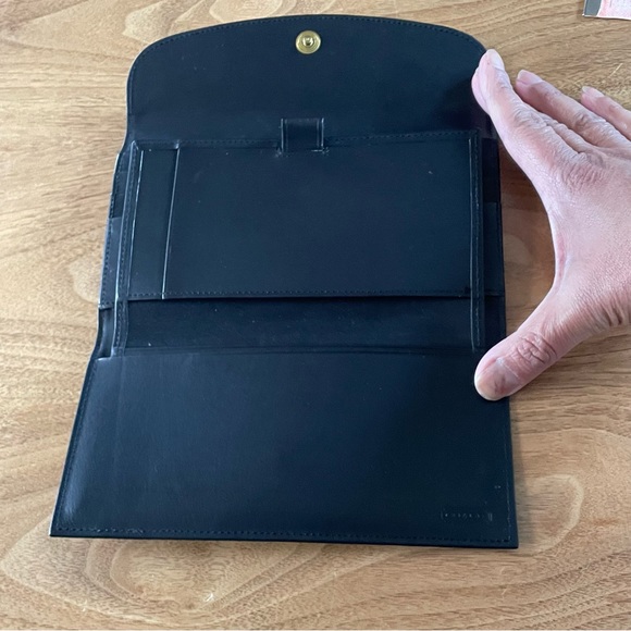 Vintage Coach wallet with checkbook holder - Picture 13 of 14